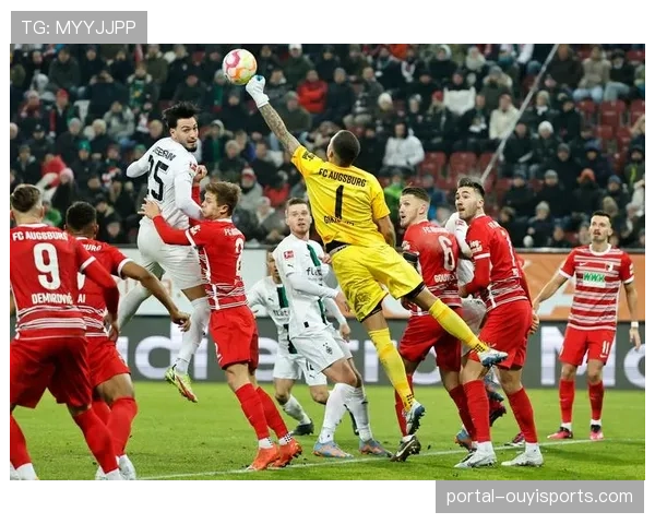 德甲第13轮冷门频出,奥格斯堡爆冷击败勒沃库森,拜仁继续领跑积分榜