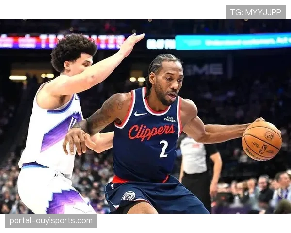 全明星循环赛：伦纳德单场31分率条纹队48-45险胜世界队